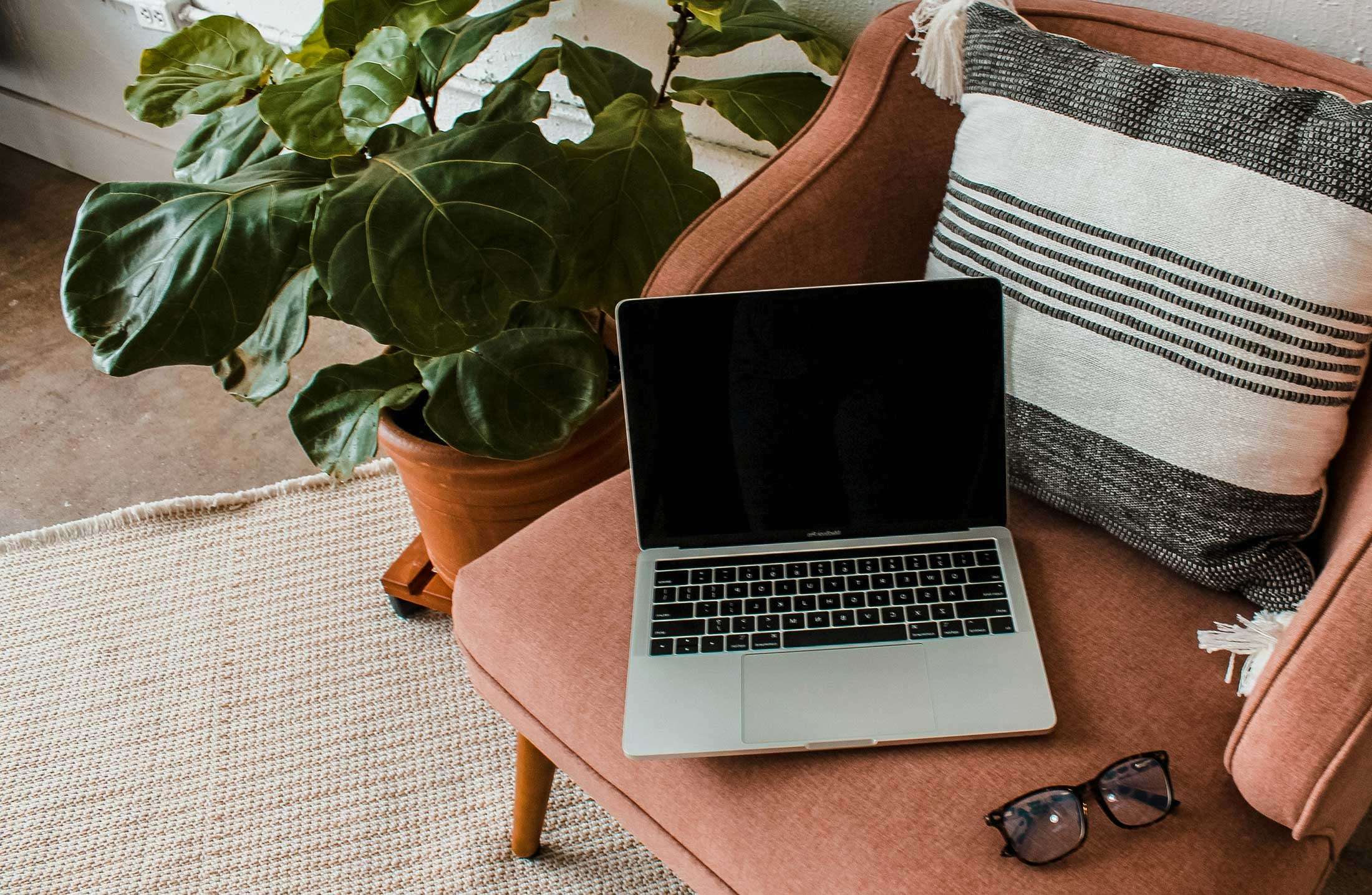 How To Set S.M.A.R.T. Website Goals + Free Template!